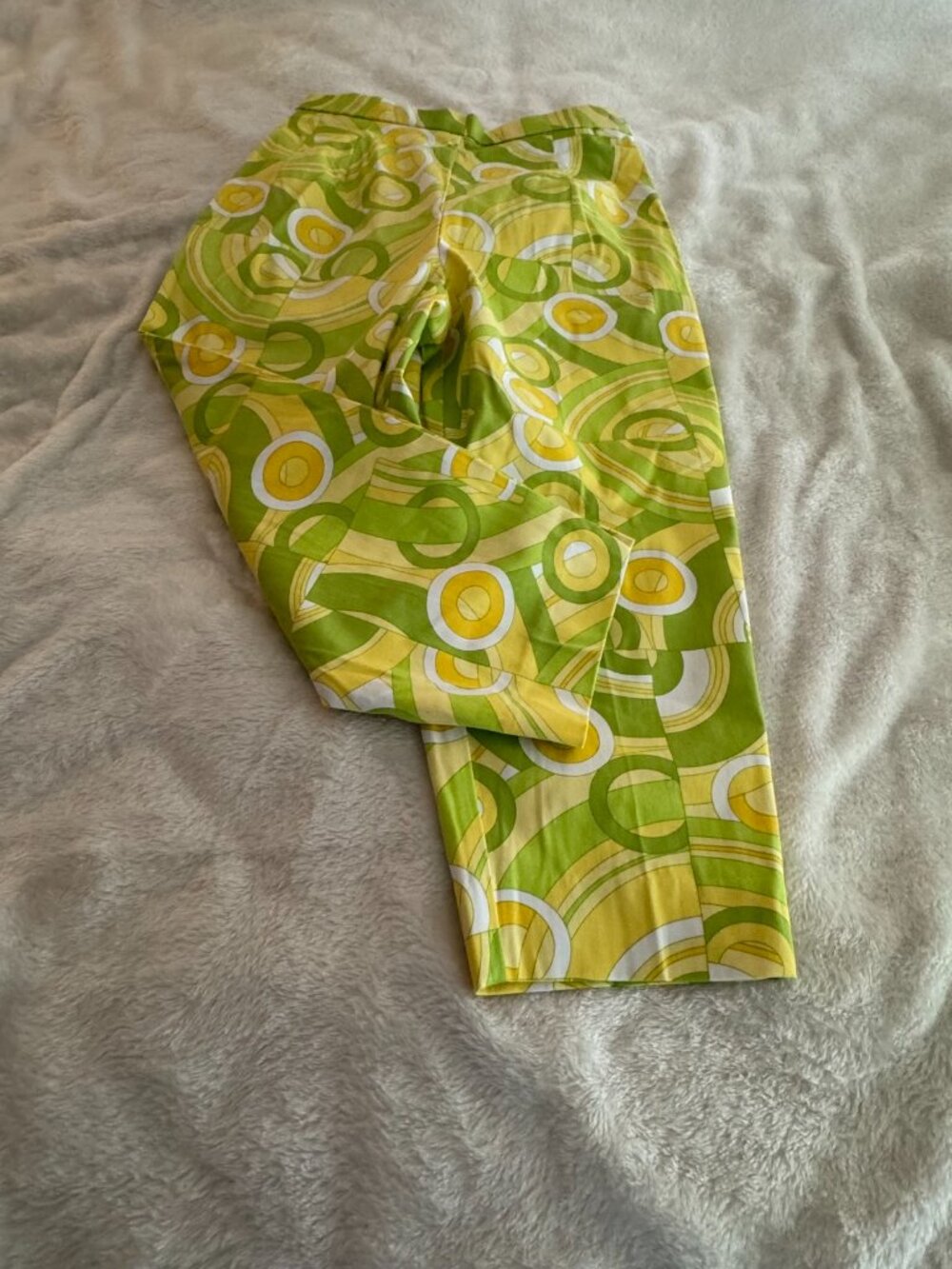 Briggs NWT Cotton Yellow/Green/White Mod Carpi Pants Size 8P